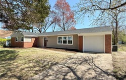 420 KINGS POINT Court, Virginia Beach, VA 23452
