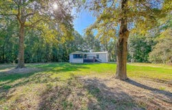 16957 Lake Christiana Ct, Tallahassee, FL 32310