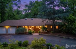 109 NE FRESH PONDS ROAD, South Brunswick, NJ 08831