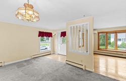 8 Sherwood Drive, Eliot, ME 03903