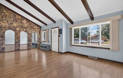 5941 S Parkside Avenue, Chicago, IL 60638