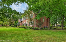 6931 Windham Pkwy, Prospect, KY 40059