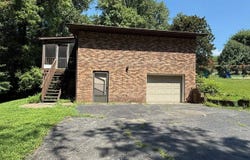 354 Wildwood Way, Campbellsville, KY 42718