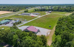 71 Commerce St, Hickory, KY 42051