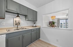 130 Thompson Dr SE, Cedar Rapids, IA 52403