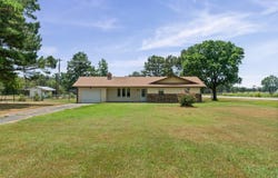468 Honey Hill Rd., Searcy, AR 72143