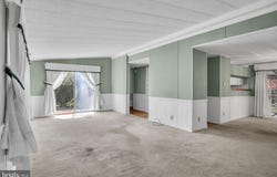 124 WOODS DRIVE, MECHANICSBURG, PA 17050