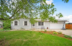 901 N Timberline Circle East, Warsaw, IN 46582