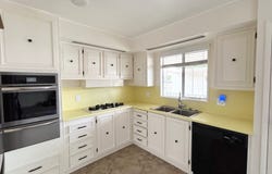 2280  E Valley Pkwy, Escondido, CA 92027