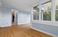 923 Marshall St, Lake Geneva, WI 53147