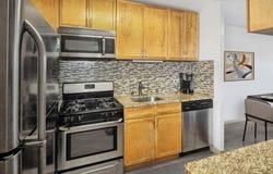 7000 BLVD E, Guttenberg, NJ 07093