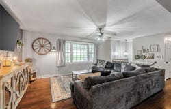 532 Maple Avenue, Smithville, MO 64089
