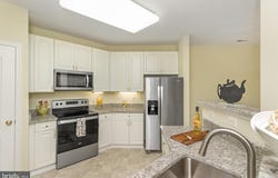 400 SYMPHONY CIRCLE, COCKEYSVILLE, MD 21030