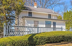 520 Lane 120 Hamilton Lake, Hamilton, IN 46742