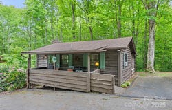 37 Sassafras Lane, Maggie Valley, NC 28751