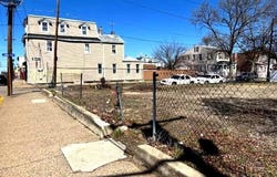 818 N 27TH STREET, CAMDEN, NJ 08105
