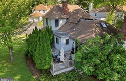 19 HIGHFIELD Lane, WAYNE, PA 19087