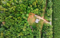 2057 Old Peach Tree Rd., Green Bay, VA 23942