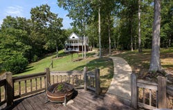 187 COUNTY RD 3989, Jasper, AL 35503