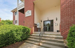 10 Dailey St, Attleboro, MA 02703