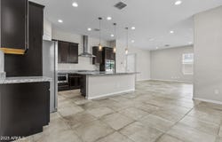 1162 S CHERI LYNN Drive, Chandler, AZ 85286