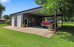 17 Greenbriar Avenue, Lexington, TN 38351