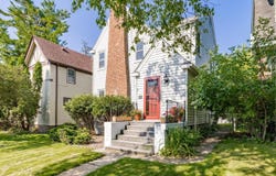 21 Snelling Ave, Duluth, MN 55812