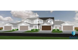5217 E 67th St, Sioux Falls, SD 57108