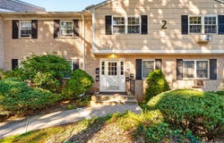 284 Parkside Drive, Suffern, NY 10901