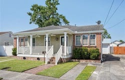 536 HONORE Drive, New Orleans, LA 70121