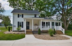 8974 M-140, Berrien Center, MI 49102