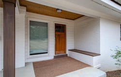 399 Hammond Drive, Atlanta, GA 30328
