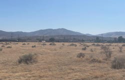 12 Avenue P8, Palmdale, CA 93550