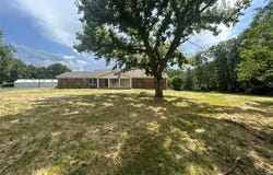 17300 W Bridle Trail, Wildwood, MO 63038