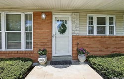 10949 Mugan Drive, St Louis, MO 63123