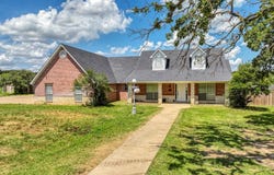 9716 County Road 529a, Burleson, TX 76028