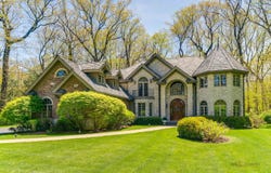 14705 W Mayland Villa Road, Lincolnshire, IL 60069
