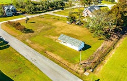 4109 Bayouside Dr, Houma, LA 70363