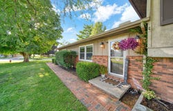 105 Sunset Drive, Blissfield, MI 49228