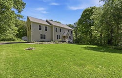345 Bragg Rd, Warren, MA 01083