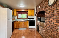 10 Jefferson Avenue, Oneonta, NY 13820