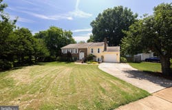 8001 LAKE PLEASANT DR, SPRINGFIELD, VA 22153