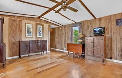 8145 SEASHELL DR, CHINCOTEAGUE, VA 23336