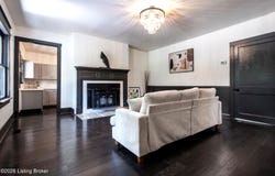 7400 Abbott Ln, Crestwood, KY 40014