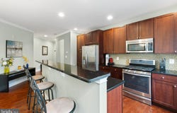 600 COMMODORE COURT, PHILADELPHIA, PA 19146