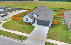 7030 E 155th Place S, Bixby, OK 74008