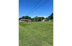 208 Elm Avenue, Altamont, KS 67330