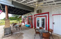 277 Old Highway 20 E, Paige, TX 78659