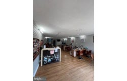 907 N BAY AVENUE, FIRST FLOOR, BEACH HAVEN, NJ 08008