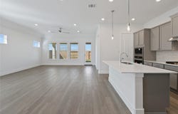 320 Royal Fern RD, Hutto, TX 78634